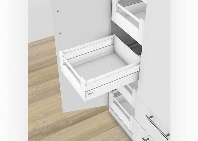 C height 167mm Metal Design Element